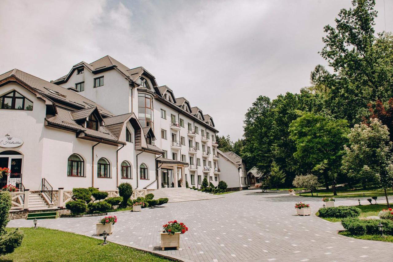 Hotel Solotvyno Resort Exterior photo